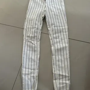 Pantalon pour femme 