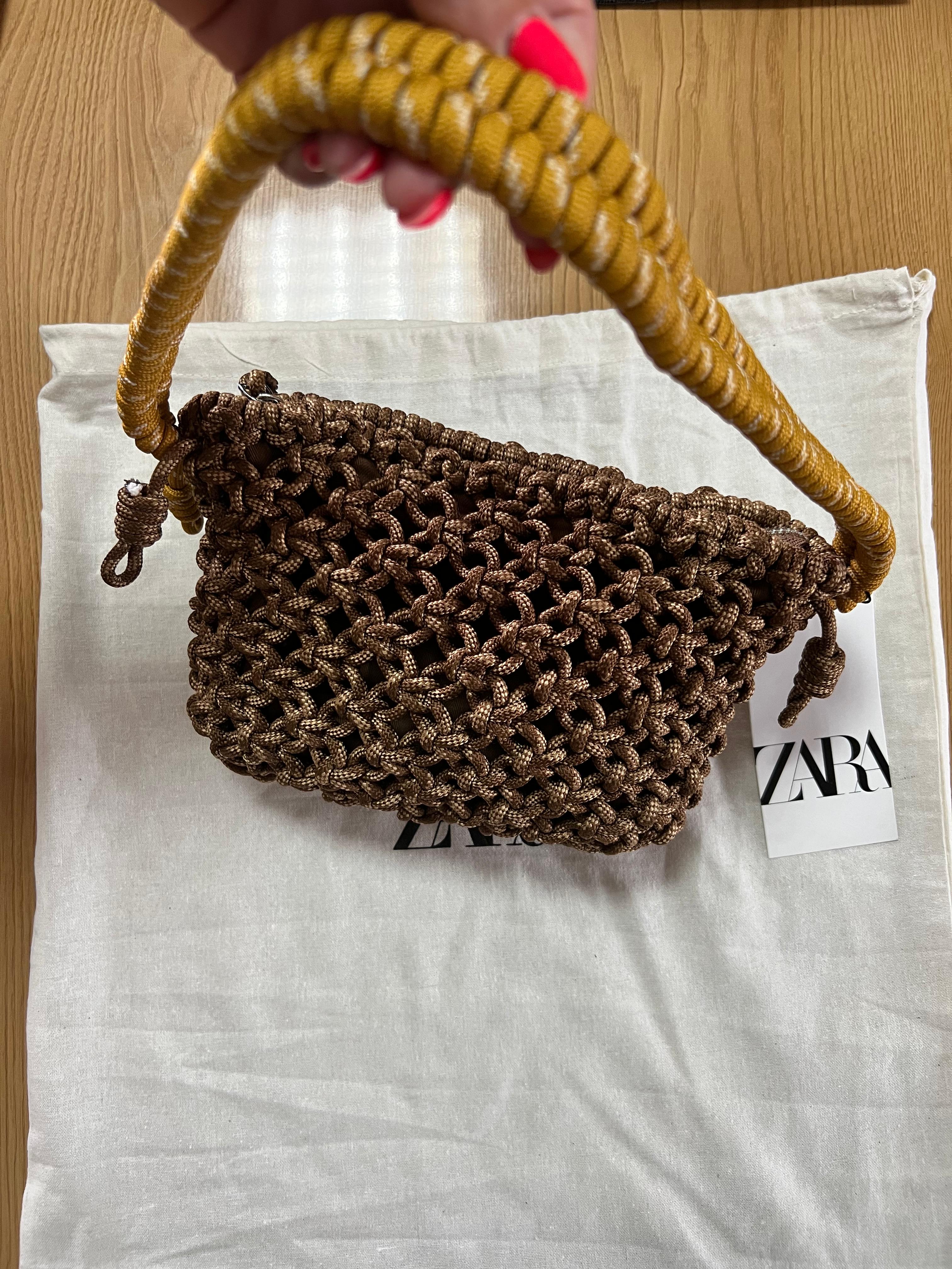 Bolsa de Mão em Tricô