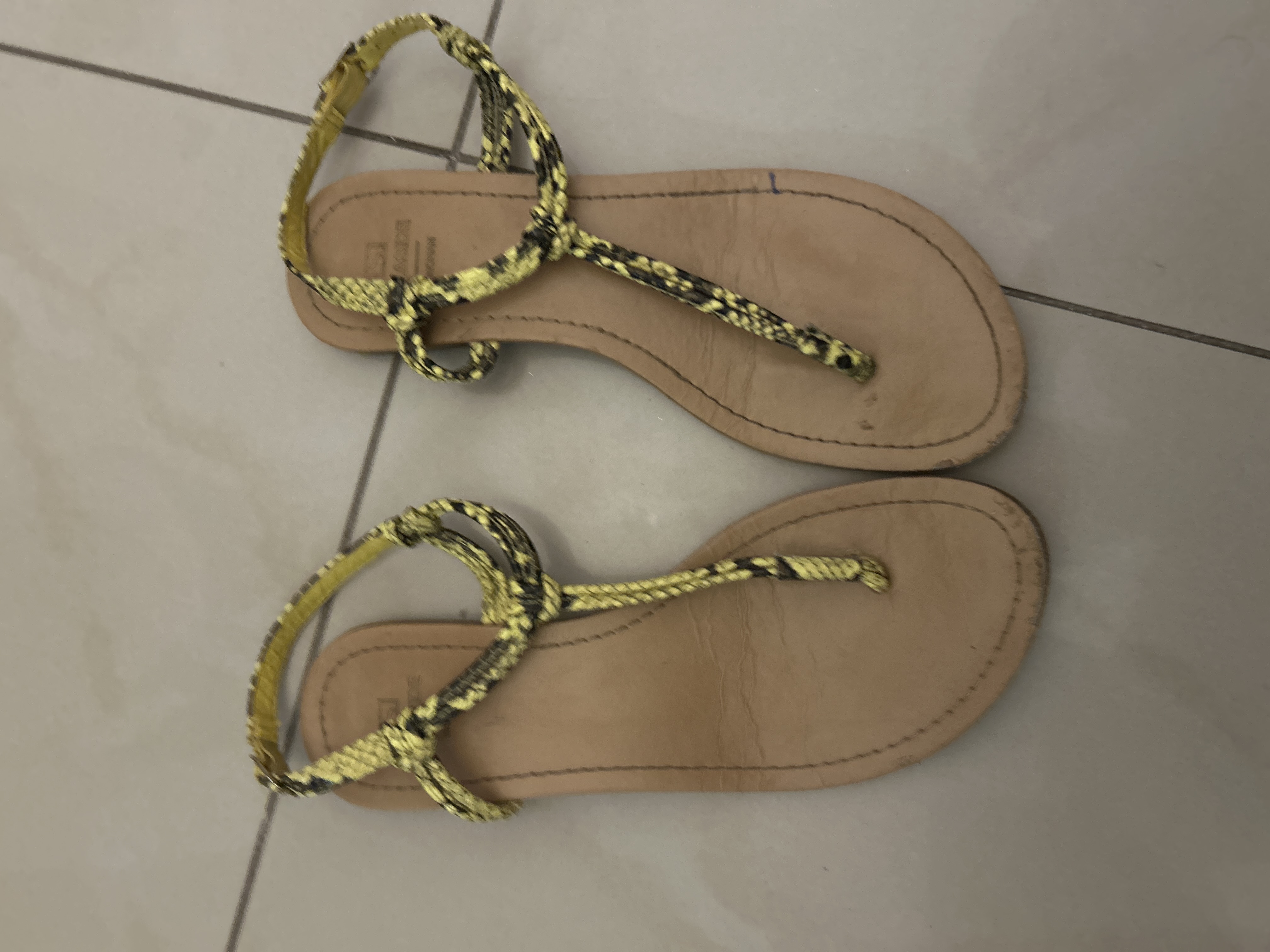 Tongs pour femme