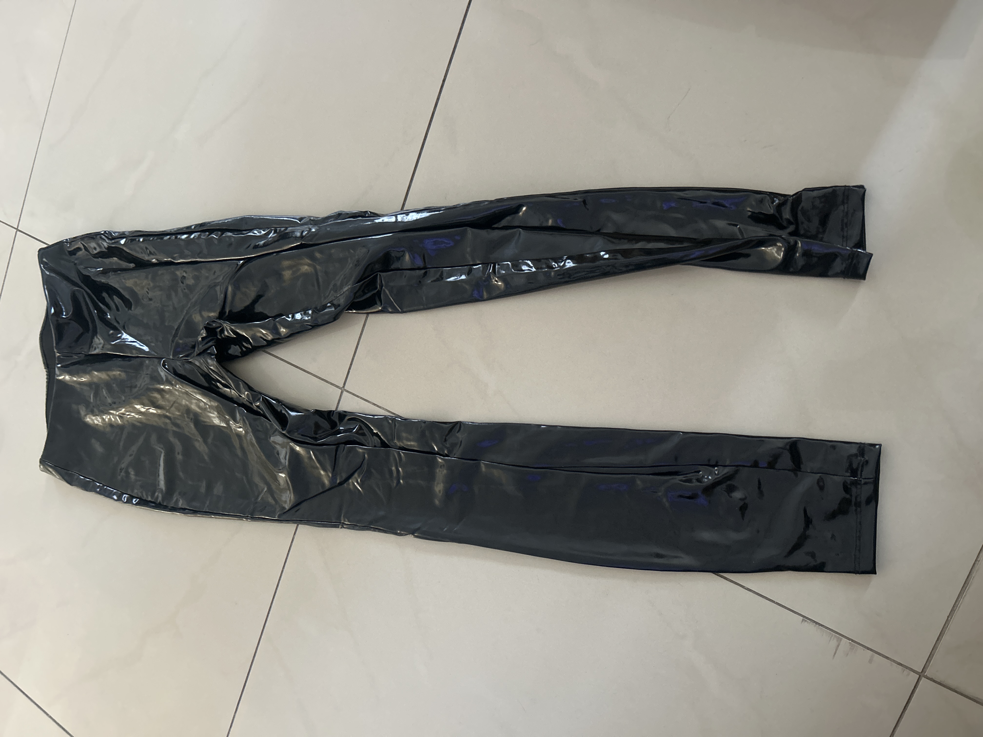 Pantalon en semi-cuir pour femme 